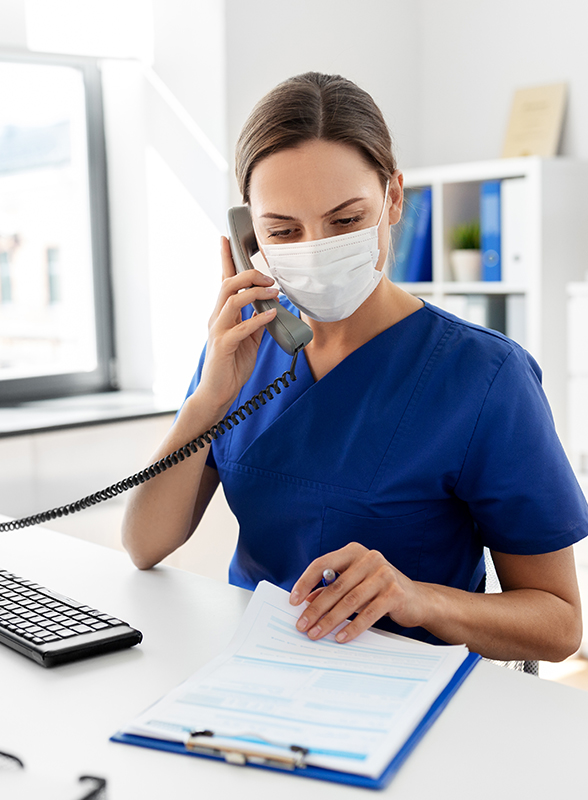 healthcare-student-working-on-med-term-on-computer